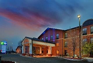Holiday Inn Express & Suites Batesville, Batesville