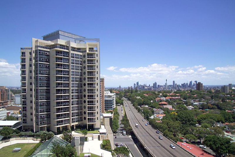 Meriton Suites Bondi Junction - photo 1