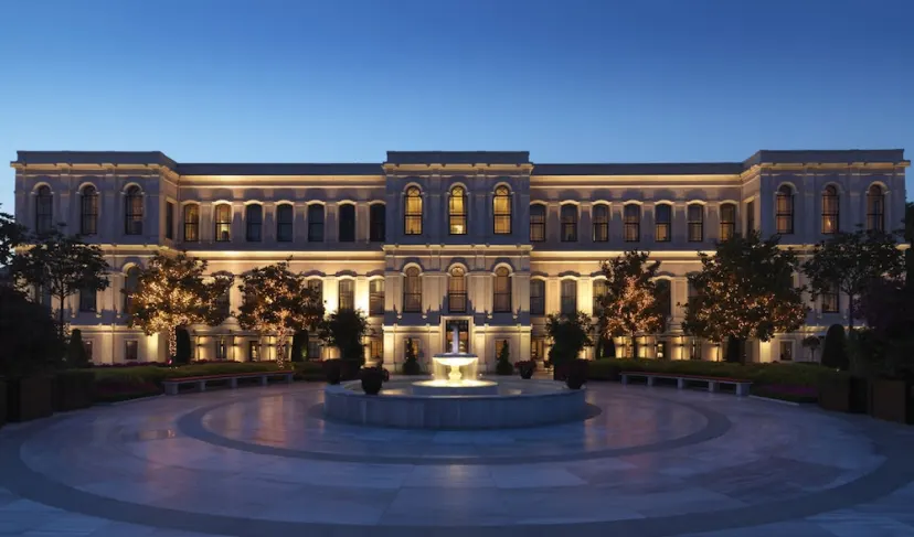 Four Seasons Hotel Istanbul At The Bosphorus - photo 1