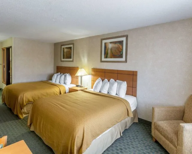 Quality Inn at Collins Road - fotoğraf 4