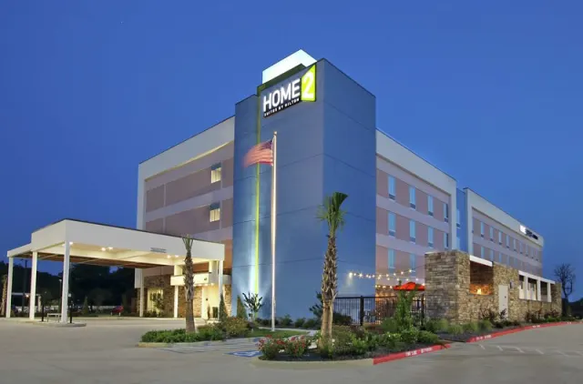 Home2 Suites By Hilton Mobile I65 Government Boulevard - photo 2