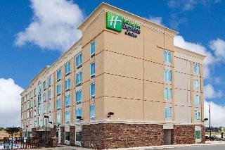 Holiday Inn Express Hotel & Suites Jackson Northeast - photo 3