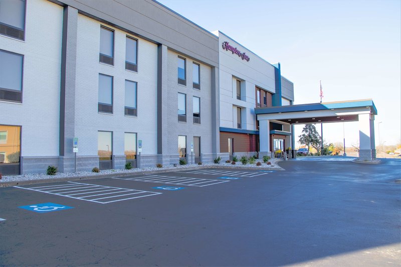 Hampton Inn Danville - photo 1