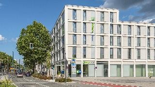 Premier Inn Heidelberg City (Zentrum) Hotel - foto 4