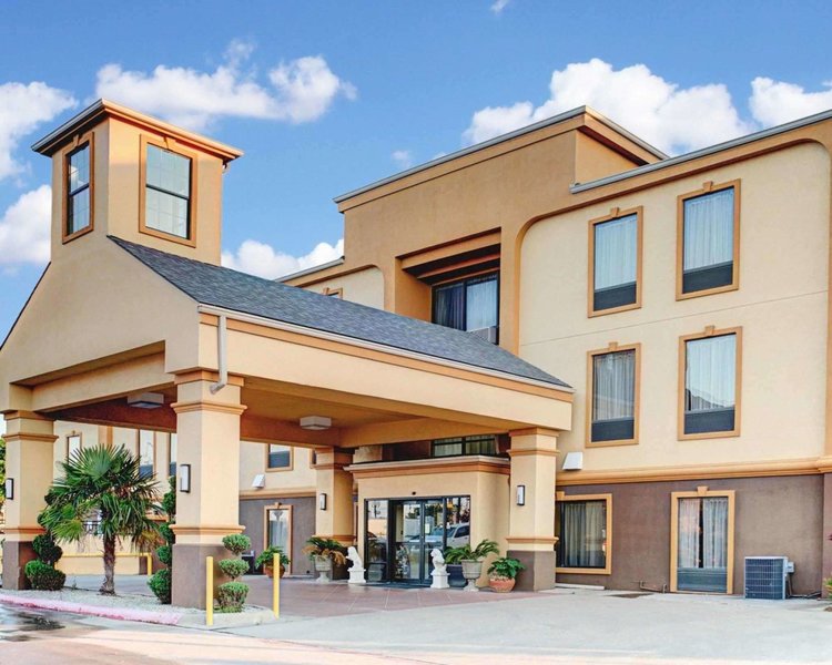Comfort Inn Corsicana - photo 1
