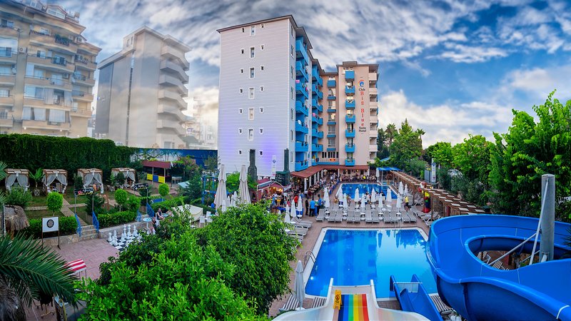 Club Big Blue Suite Hotel - photo 1