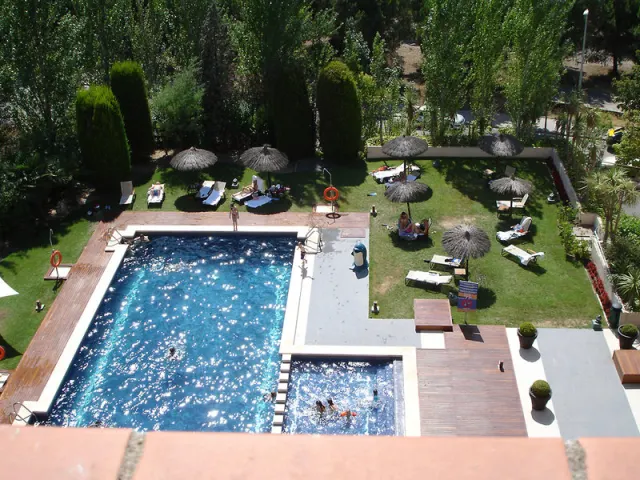 AC Hotel Sant Cugat - photo 2