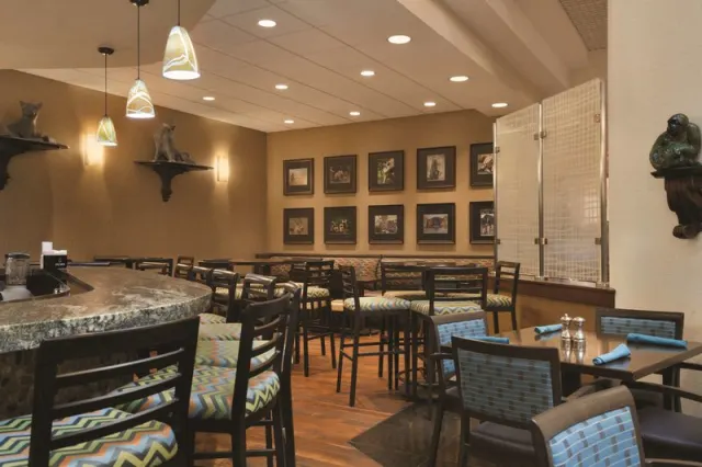 Embassy Suites By Hilton Anaheim South - foto 3