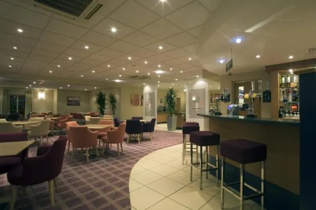 Holiday Inn Express Bristol City Centre - photo 4