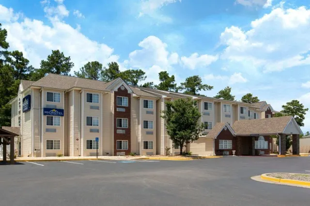 Microtel Inn & Suites by Wyndham Augusta Riverwatch - photo 4