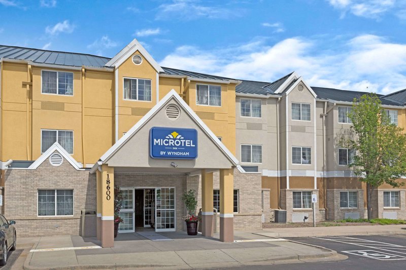 Microtel Inn & Suites by Wyndham Denver - foto 1