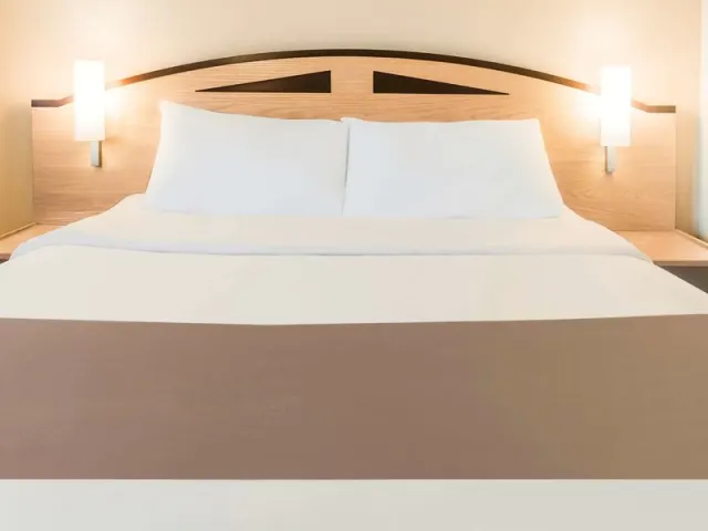 ibis Bradford Shipley Hotel - photo 4