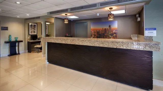 Best Western O'Hare/Elk Grove Hotel - foto 4