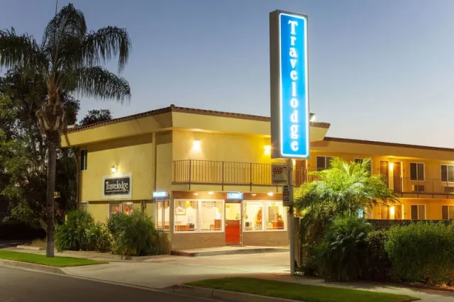 Travelodge by Wyndham Brea - photo 2