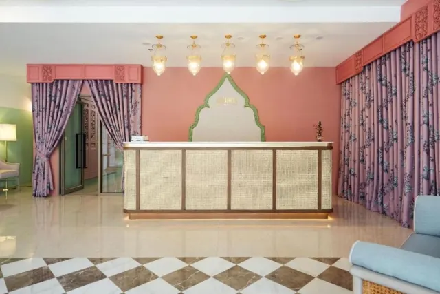 56 Surawong Hotel - photo 2