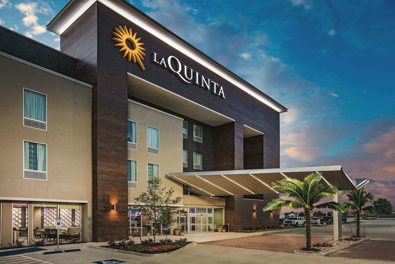 La Quinta Inn & Suites by Wyndham Dallas Plano - The Colony - foto 1