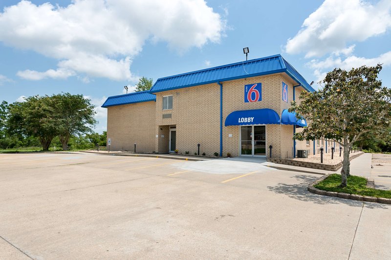Motel 6 New Iberia LA - photo 1