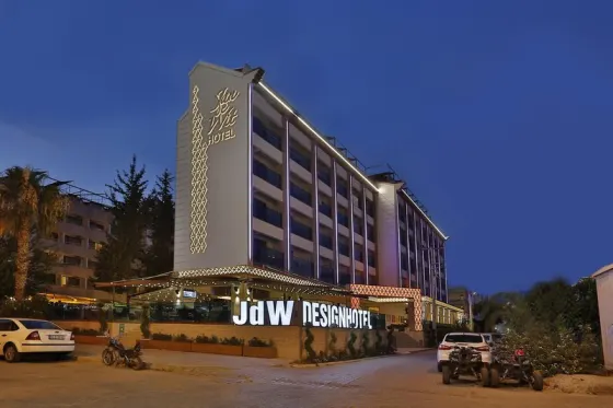 Aurasia Deluxe Hotel