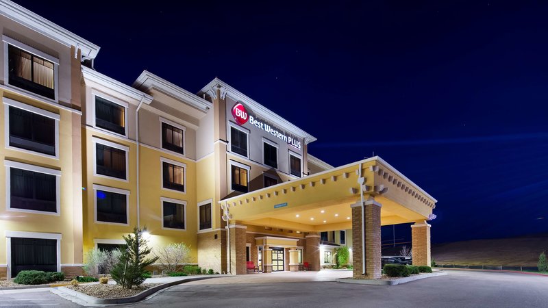 Best Western Plus Hudson Hotel & Suites - photo 1