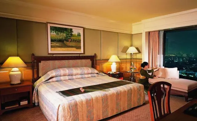 The Royal City Hotel - photo 4