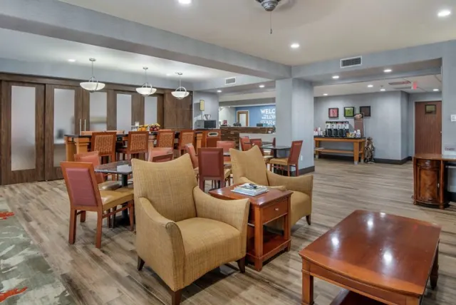 Hampton Inn Brownwood - foto 2