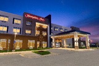 Hampton Inn Saline