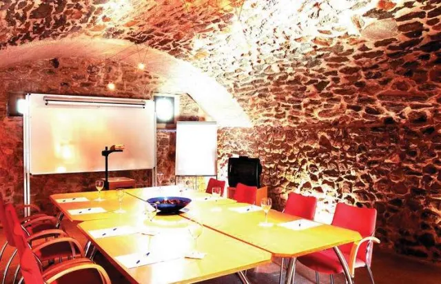 Hotel Arcs de Monells - photo 3