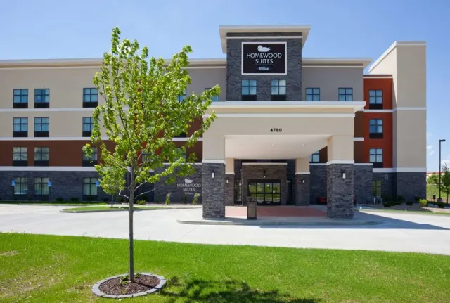 Homewood Suites by Hilton Davenport - photo 2