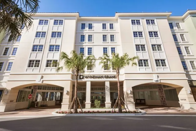 Wyndham Grand Jupiter At Harbourside Place, Jupiter