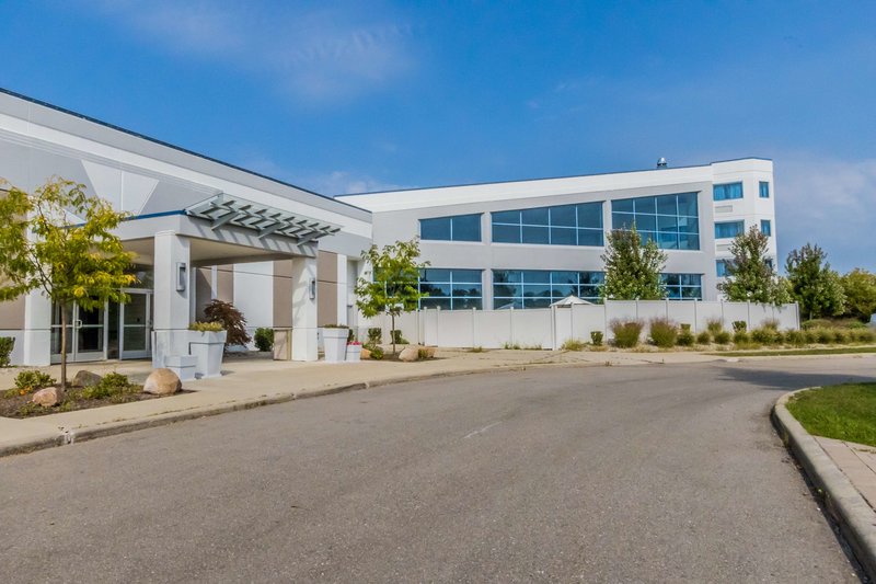 Wyndham Flint MIGrand BlancBishop AirportConference Ctr - photo 1
