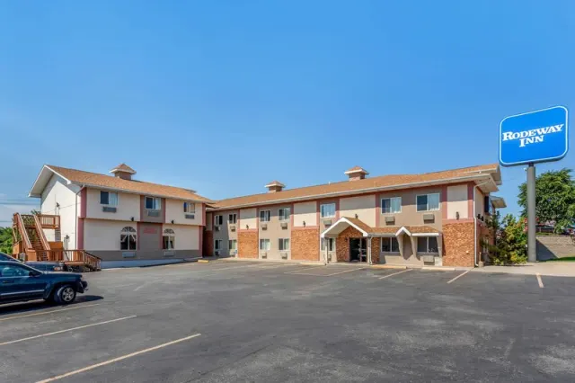 Rodeway Inn Rapid City - photo 2