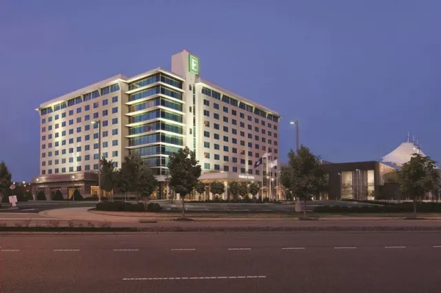 Embassy Suites Hampton Roads Spa & Convention - foto 2