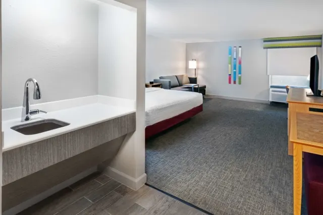 Hampton Inn Sulphur/Lake Charles Area - photo 3