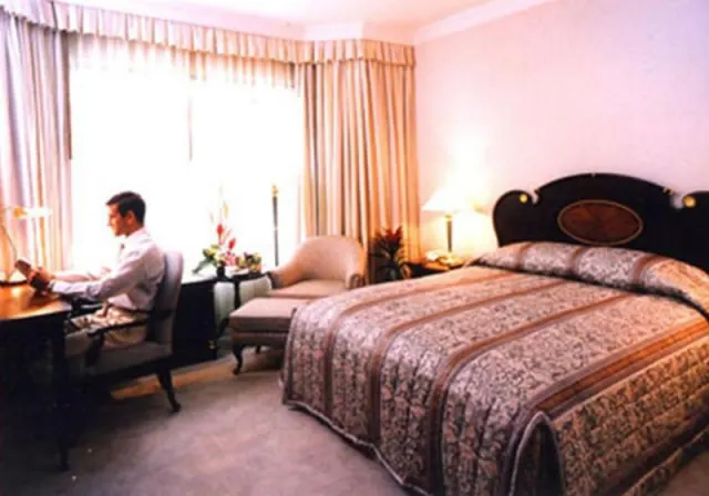 Evergreen Suite Hotel - φωτογραφία 2