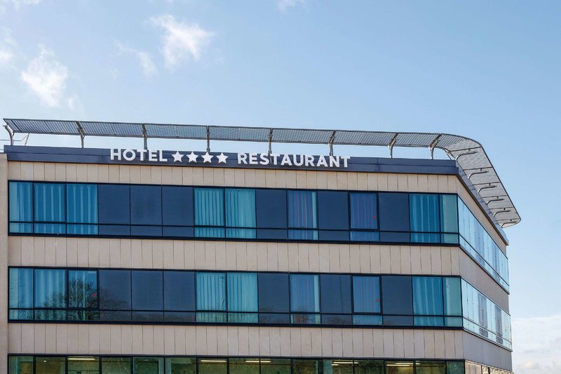 Best Western Plus Hotel Escapade Senlis - photo 1