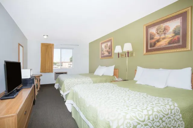 Days Inn by Wyndham Ogallala - photo 2