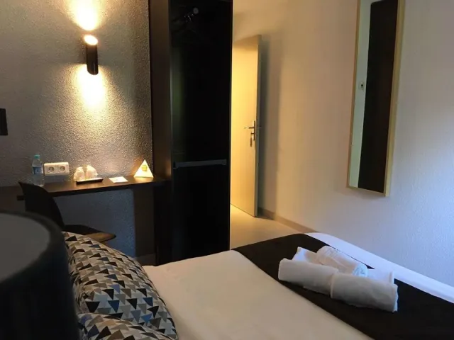 Brit Hotel Salon de Provence - foto 4