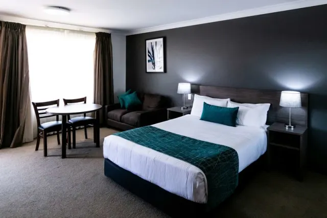 Best Western Plus Ambassador Orange - photo 4