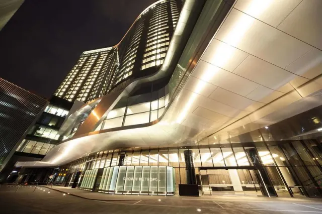 Crown Metropol Melbourne - photo 3