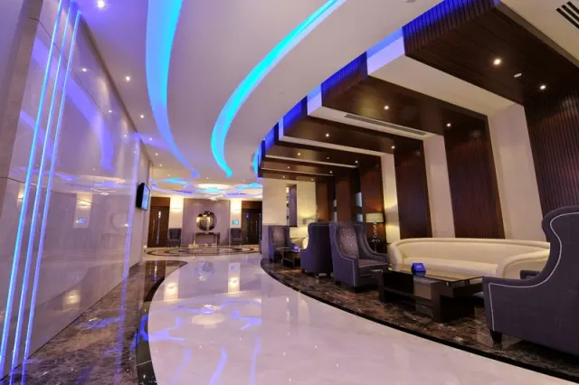 The Diplomat Radisson Blu Hotel Residence  Spa Manama - photo 4