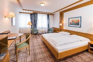 Göbel's Hotel Zum Löwen - photo 4