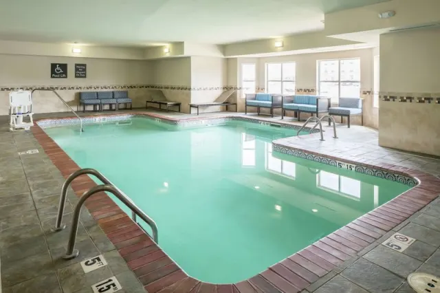 Homewood Suites by Hilton Cedar Rapids-North - photo 2