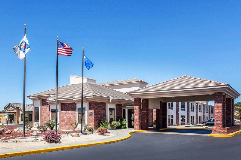 Comfort Inn & Suites Near Fallon Naval Air Station - foto 1