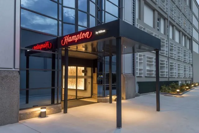 Hampton By Hilton Locarno - photo 2