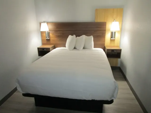 Best Western Plus St Louis WestWestport, Missouri