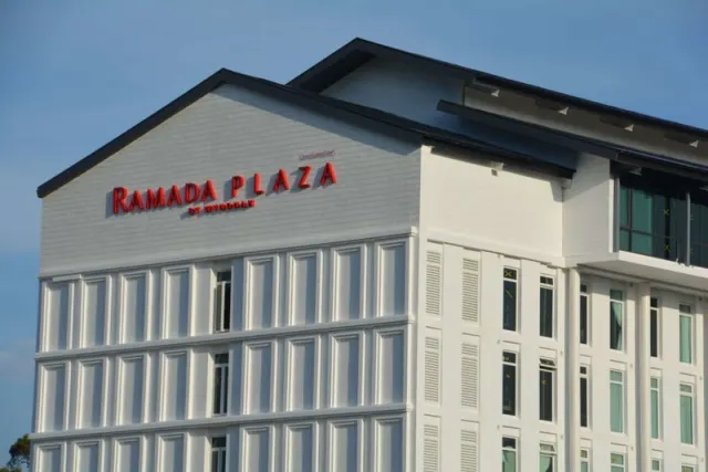 Ramada Plaza By Wyndham Chao Fah - photo 4