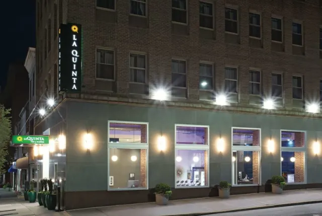 La Quinta Inn Suites by Wyndham Baltimore Downtown, Maryland