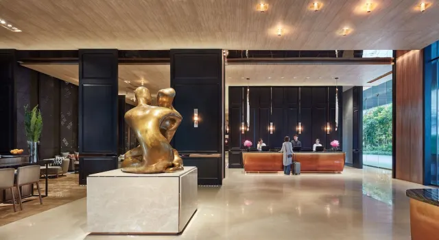 Hyatt Regency Bangkok Sukhumvit - photo 2
