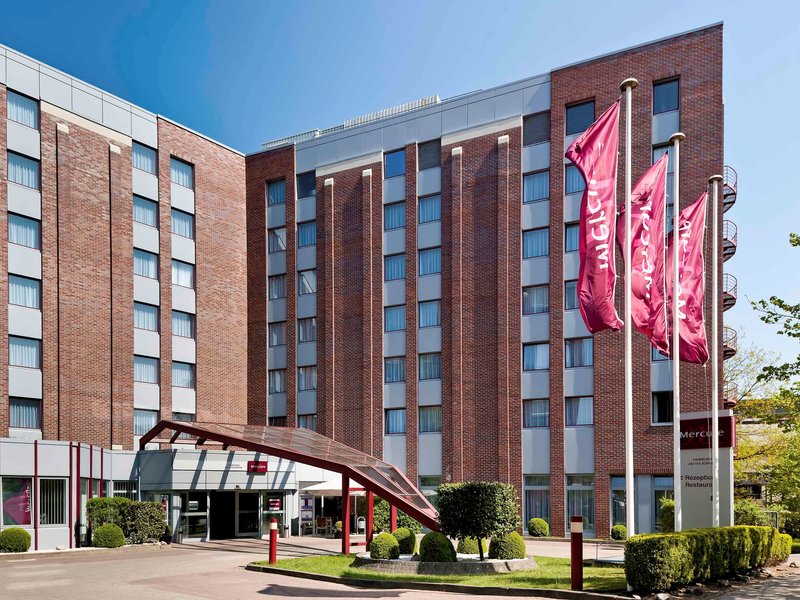 Mercure Hotel Hamburg am Volkspark - photo 1