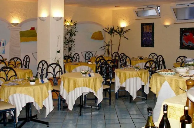 Hotel Il Nespolo - photo 4